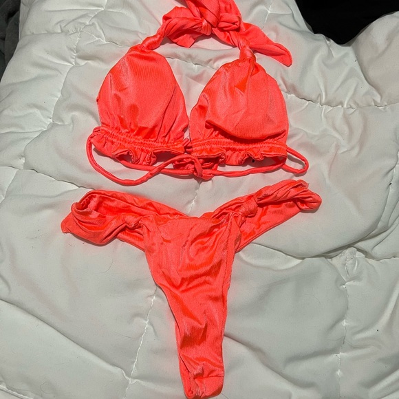 Fashion nova bikini - Picture 1 of 2